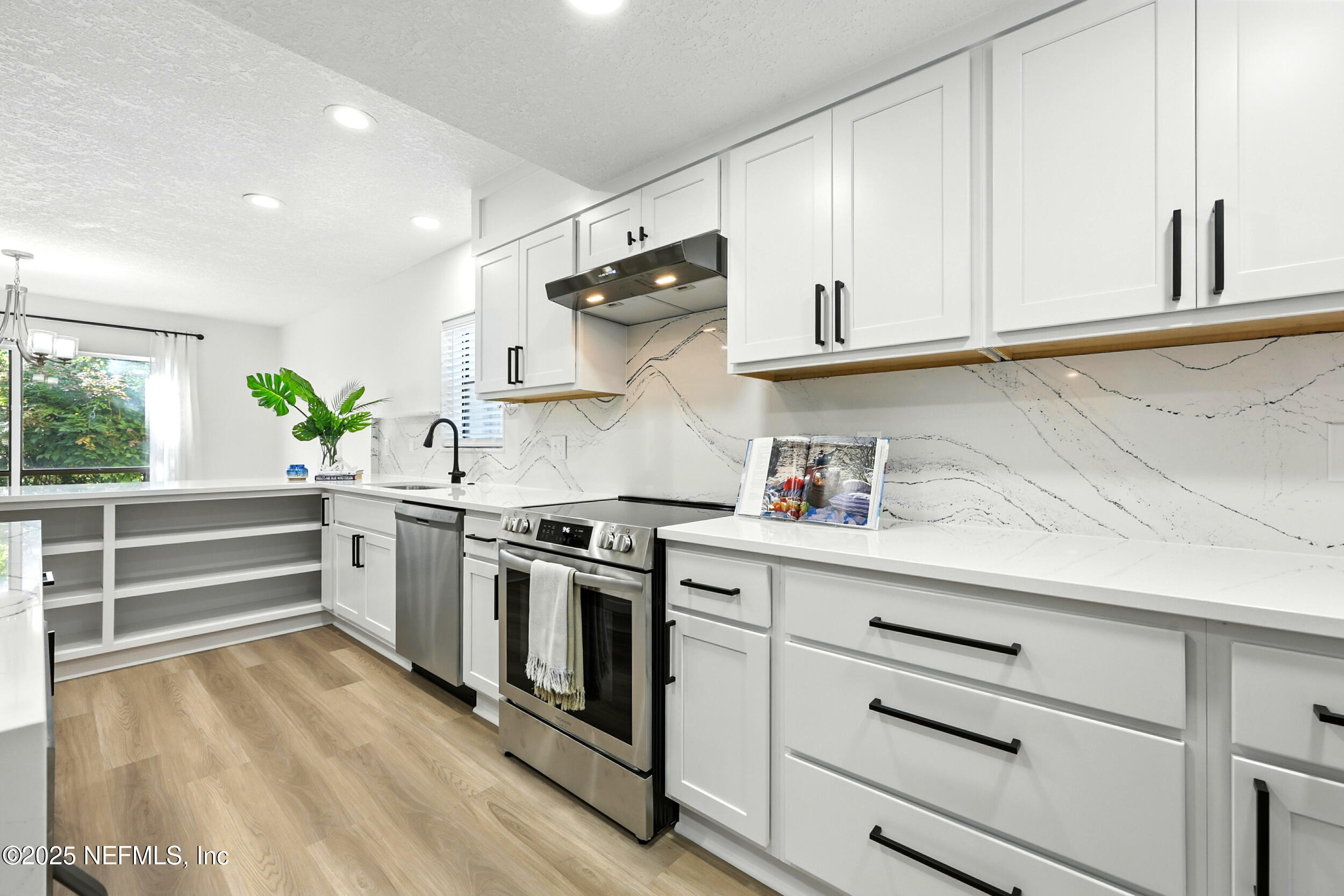 10102 LEISURE Lane N 35