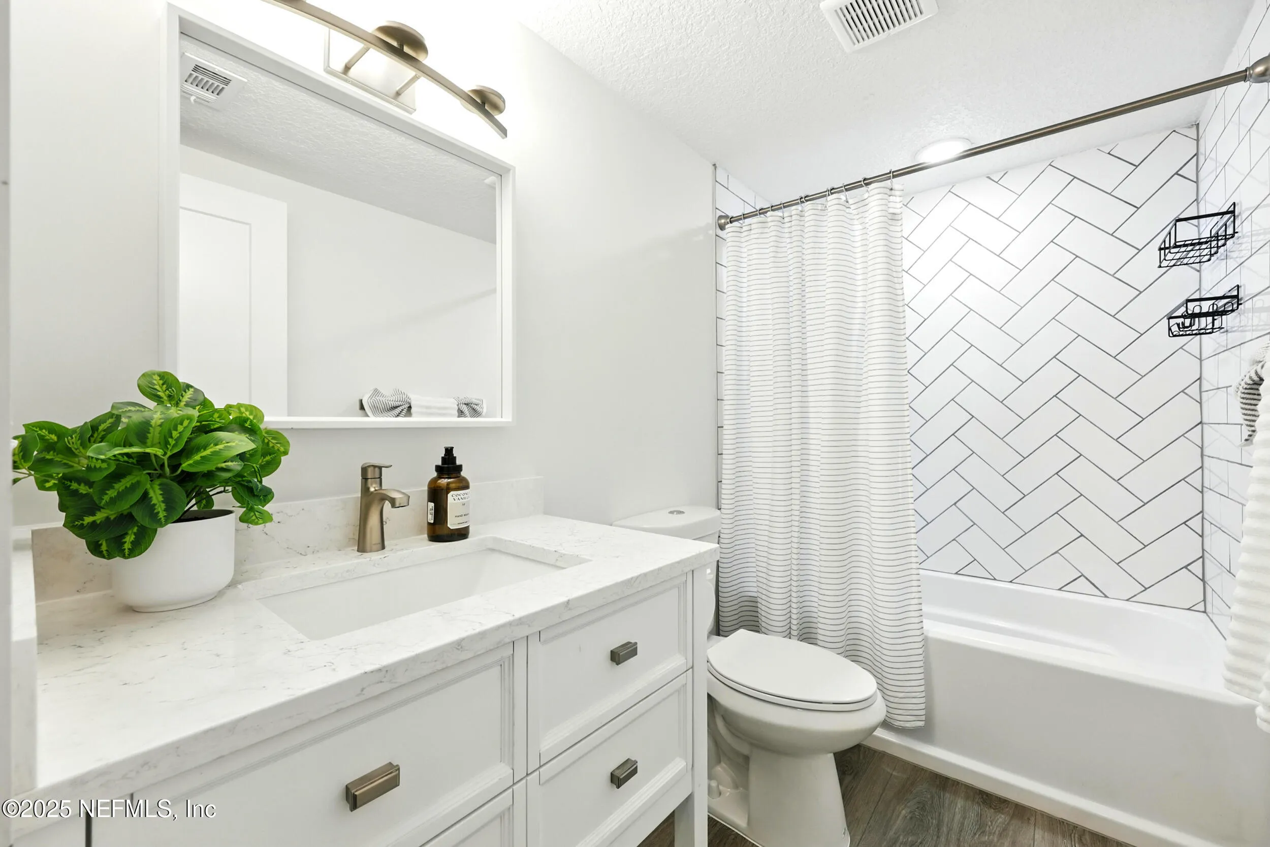 Jacksonville, Florida 32256, United States, 3 Bedrooms Bedrooms, ,3 BathroomsBathrooms,Residential,Coming Soon,163825