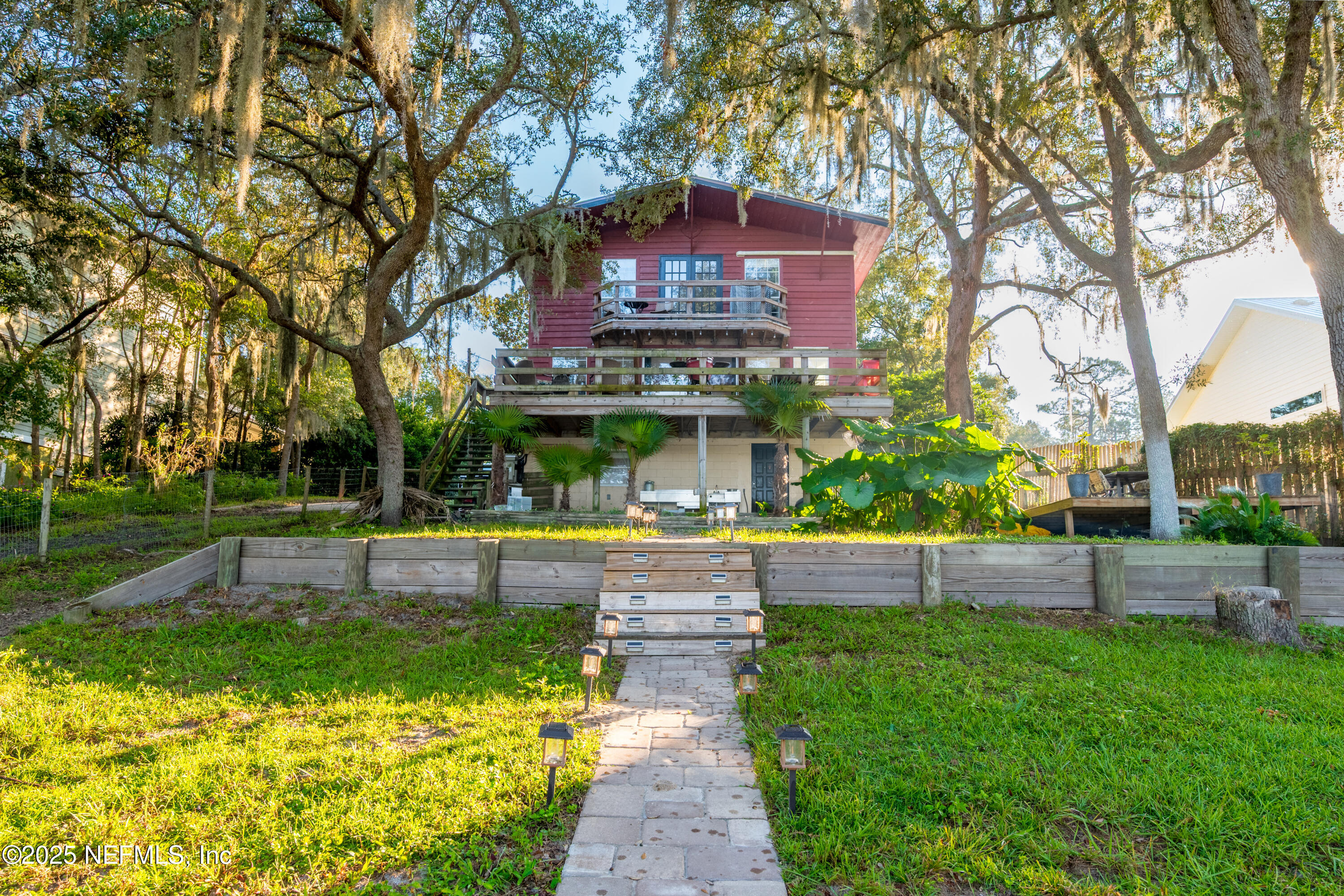 5648 SILVER SANDS Circle