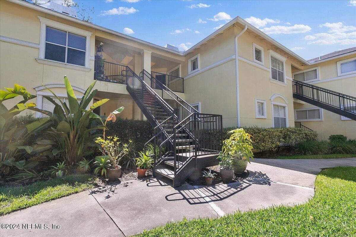 Jacksonville Beach, FL home for sale located at 1800 The Greens Way Unit 1906, Jacksonville Beach, FL 32250