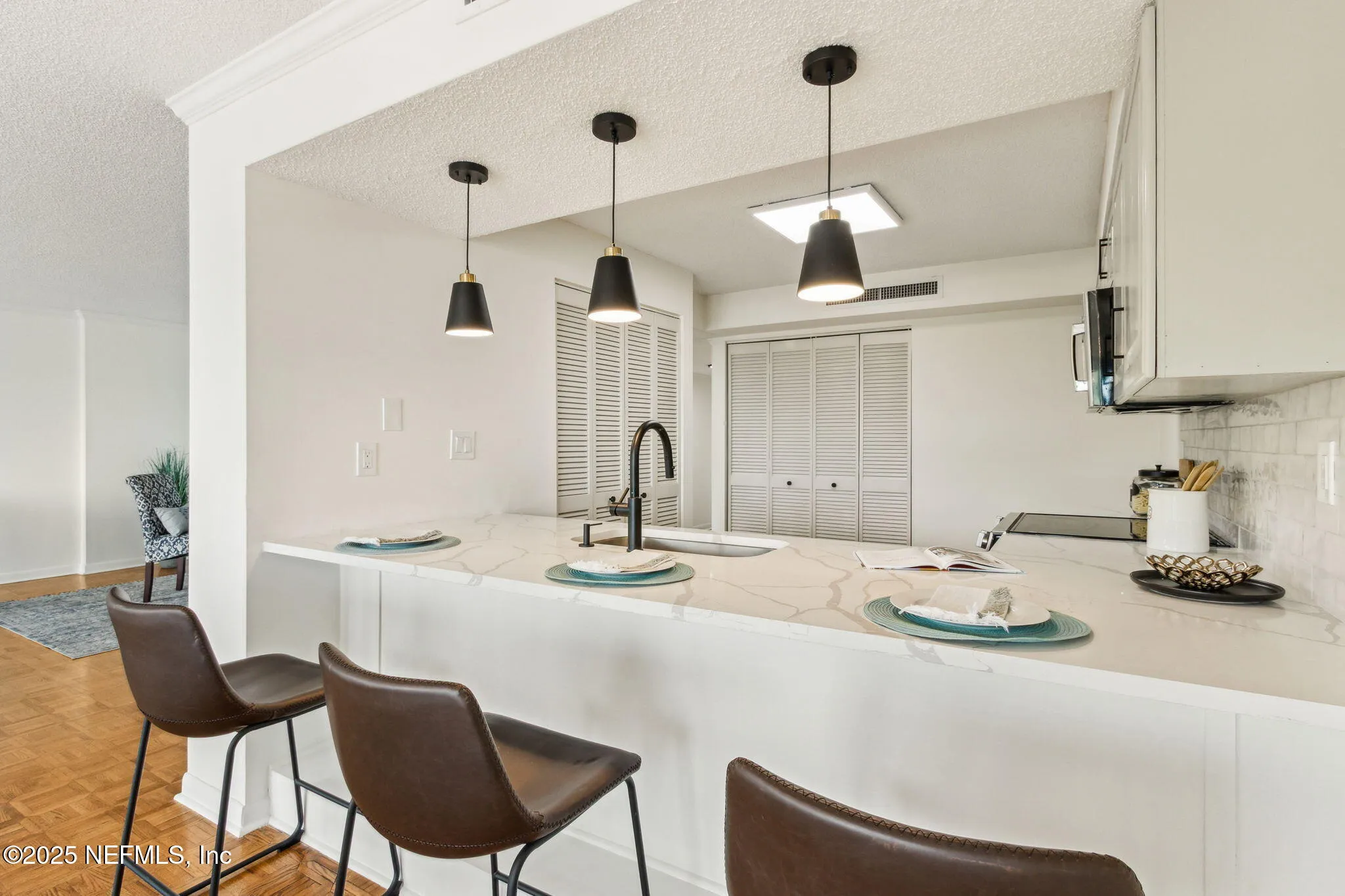 Jacksonville, Florida 32217, United States, 3 Bedrooms Bedrooms, ,2 BathroomsBathrooms,Residential,Pending,190678