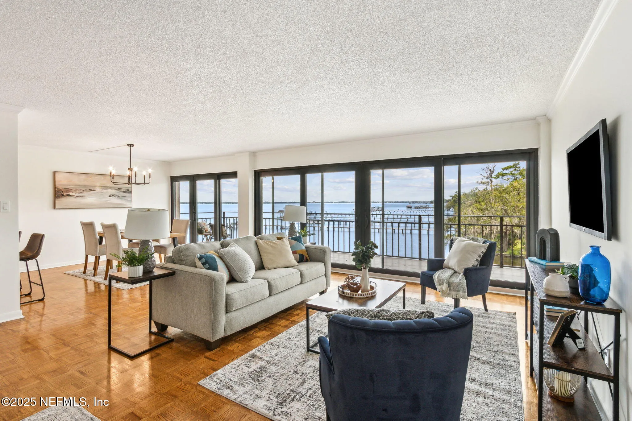 Jacksonville, Florida 32217, United States, 3 Bedrooms Bedrooms, ,2 BathroomsBathrooms,Residential,Pending,190678