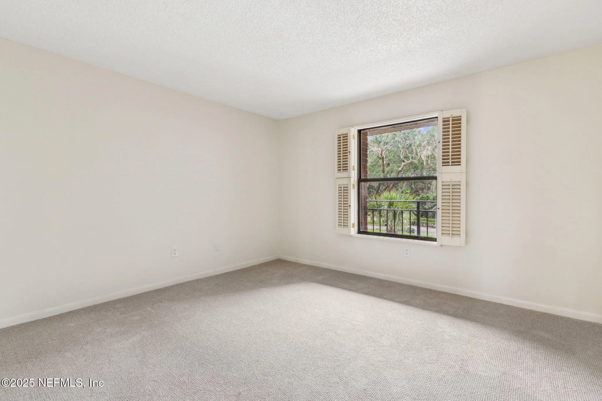 Jacksonville, Florida 32217, United States, 3 Bedrooms Bedrooms, ,2 BathroomsBathrooms,Residential,Pending,190678