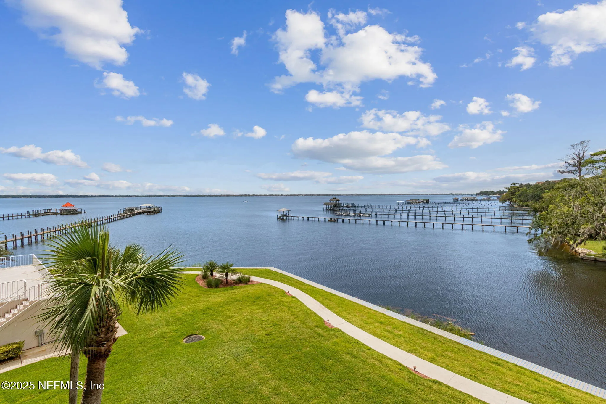 Jacksonville, Florida 32217, United States, 3 Bedrooms Bedrooms, ,2 BathroomsBathrooms,Residential,Pending,190678