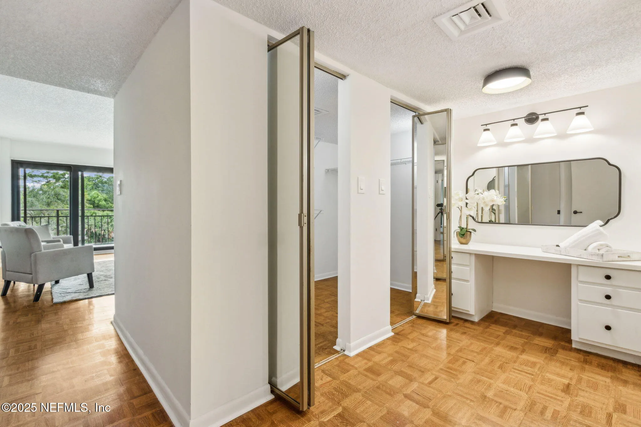 Jacksonville, Florida 32217, United States, 3 Bedrooms Bedrooms, ,2 BathroomsBathrooms,Residential,Pending,190678