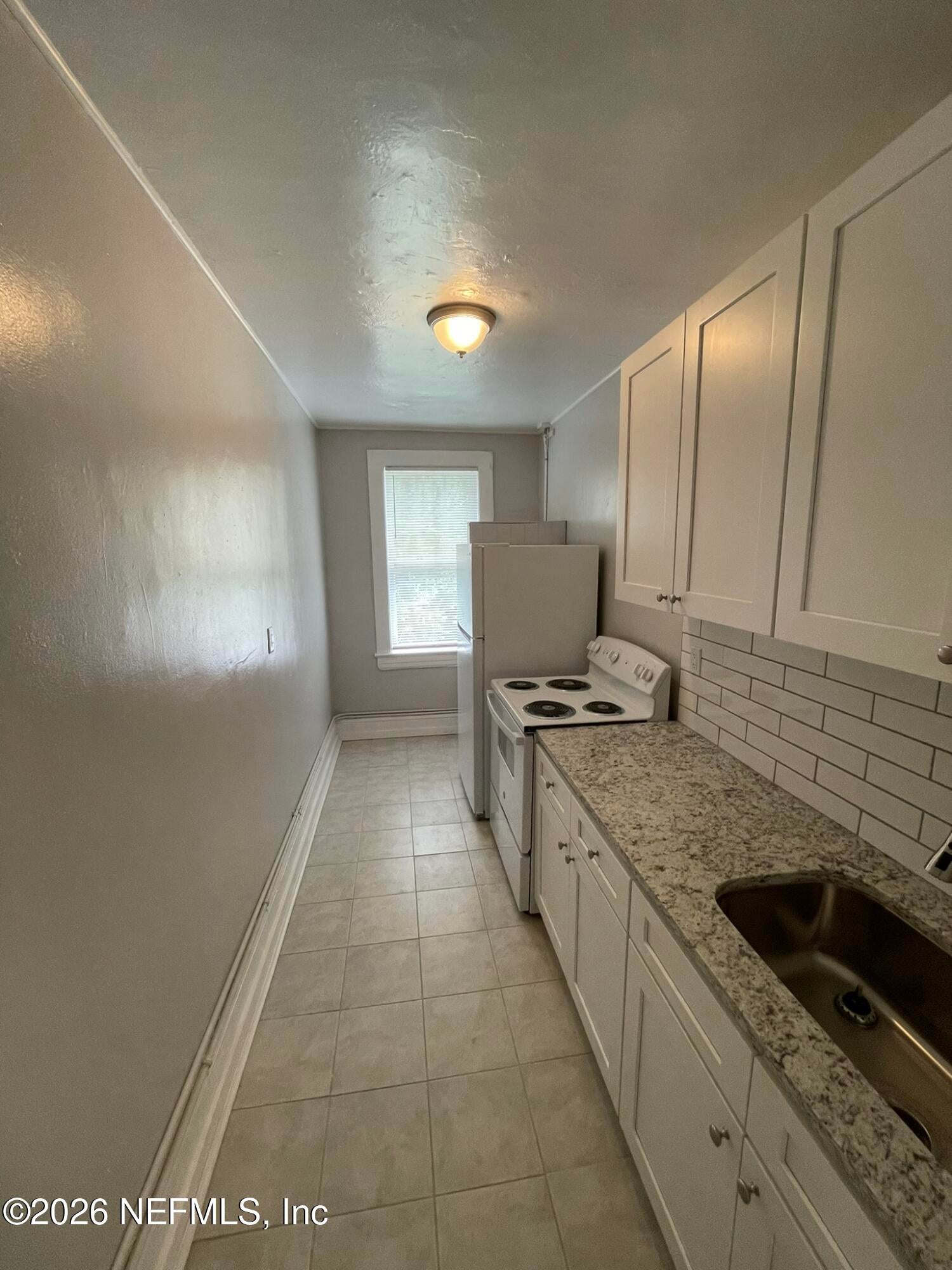 82 W 32ND Street