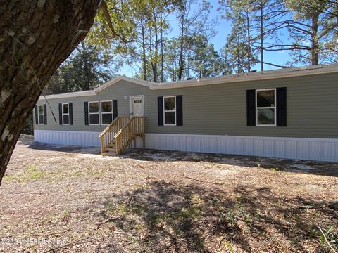 A home in Interlachen