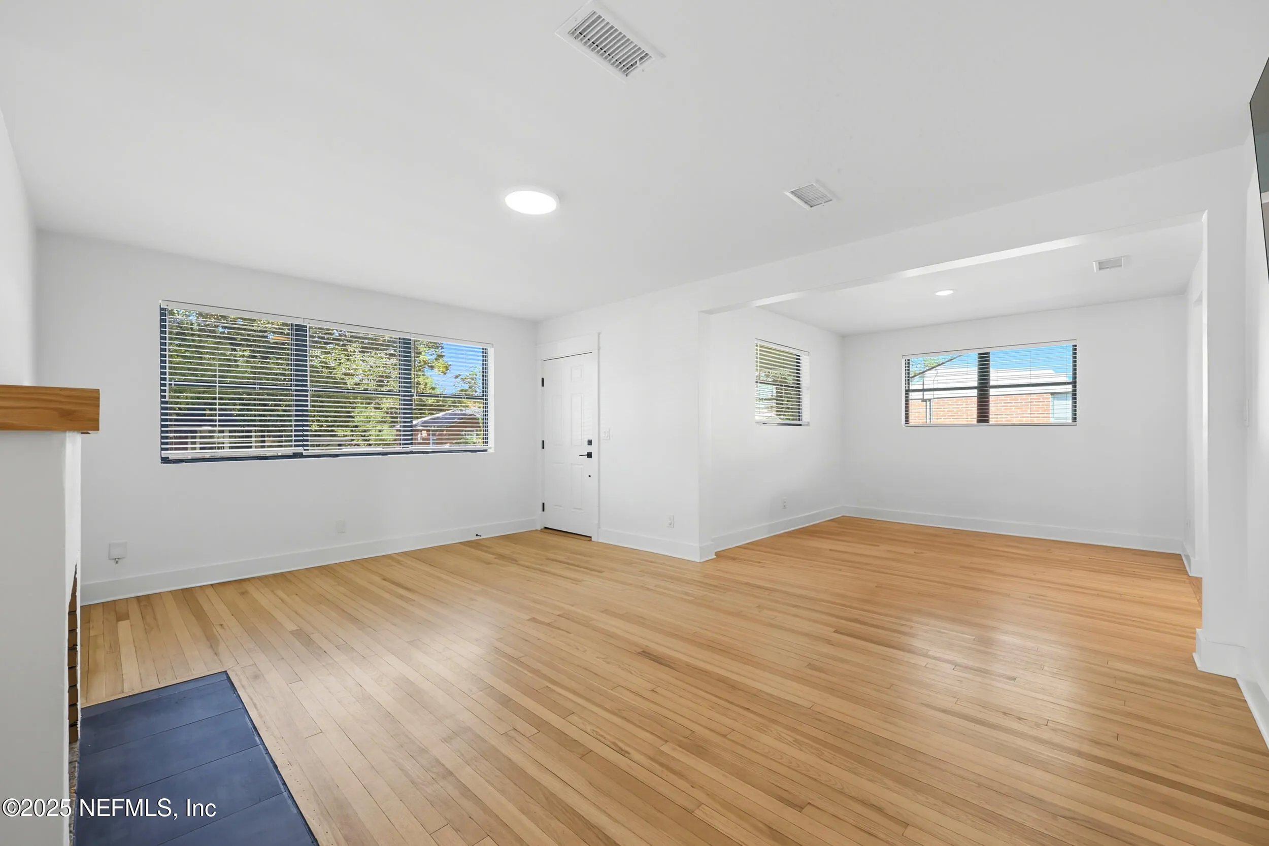 Jacksonville, Florida 32207, United States, 3 Bedrooms Bedrooms, ,1 BathroomBathrooms,Residential,Active,221930