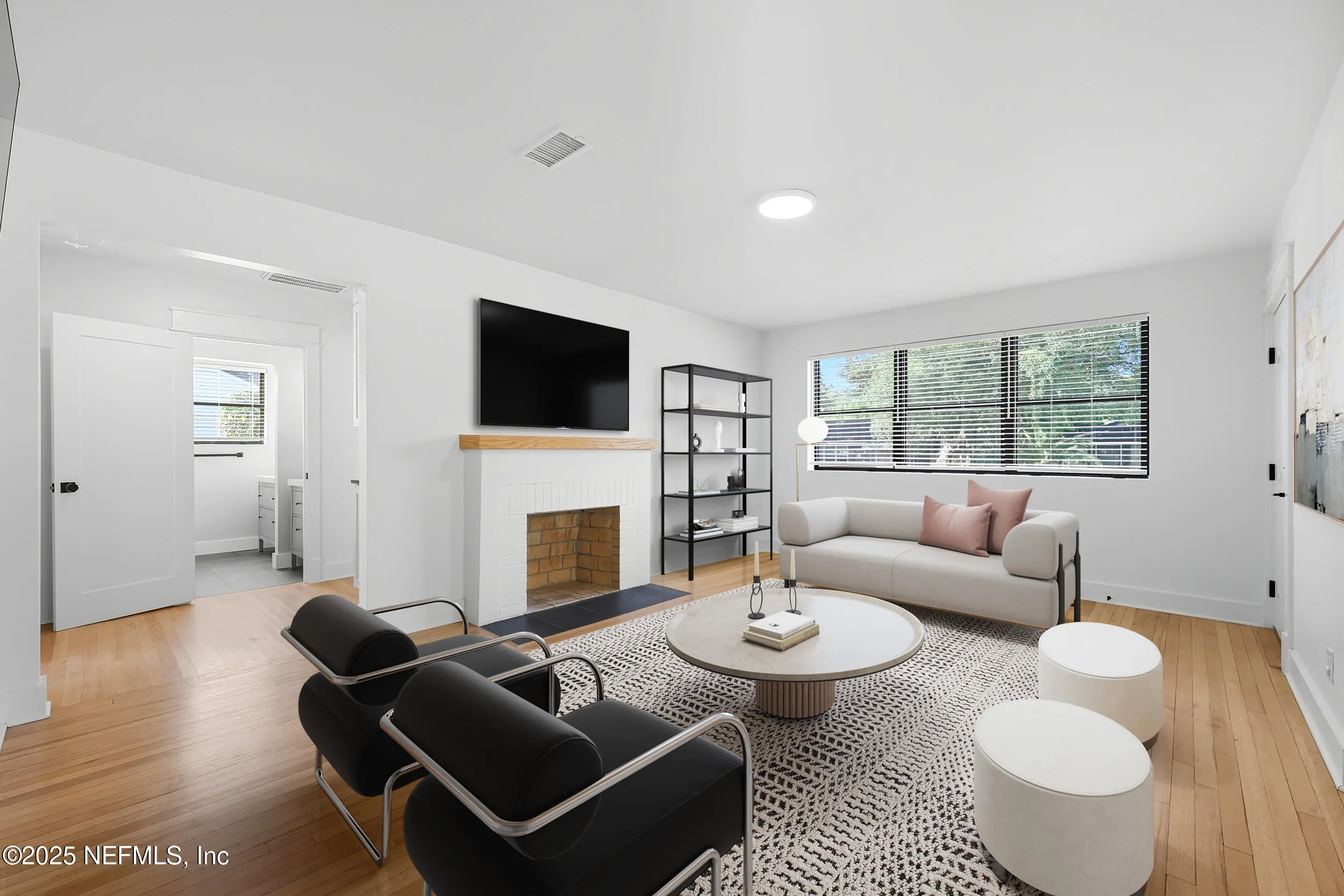 Jacksonville, Florida 32207, United States, 3 Bedrooms Bedrooms, ,1 BathroomBathrooms,Residential,Active,221930