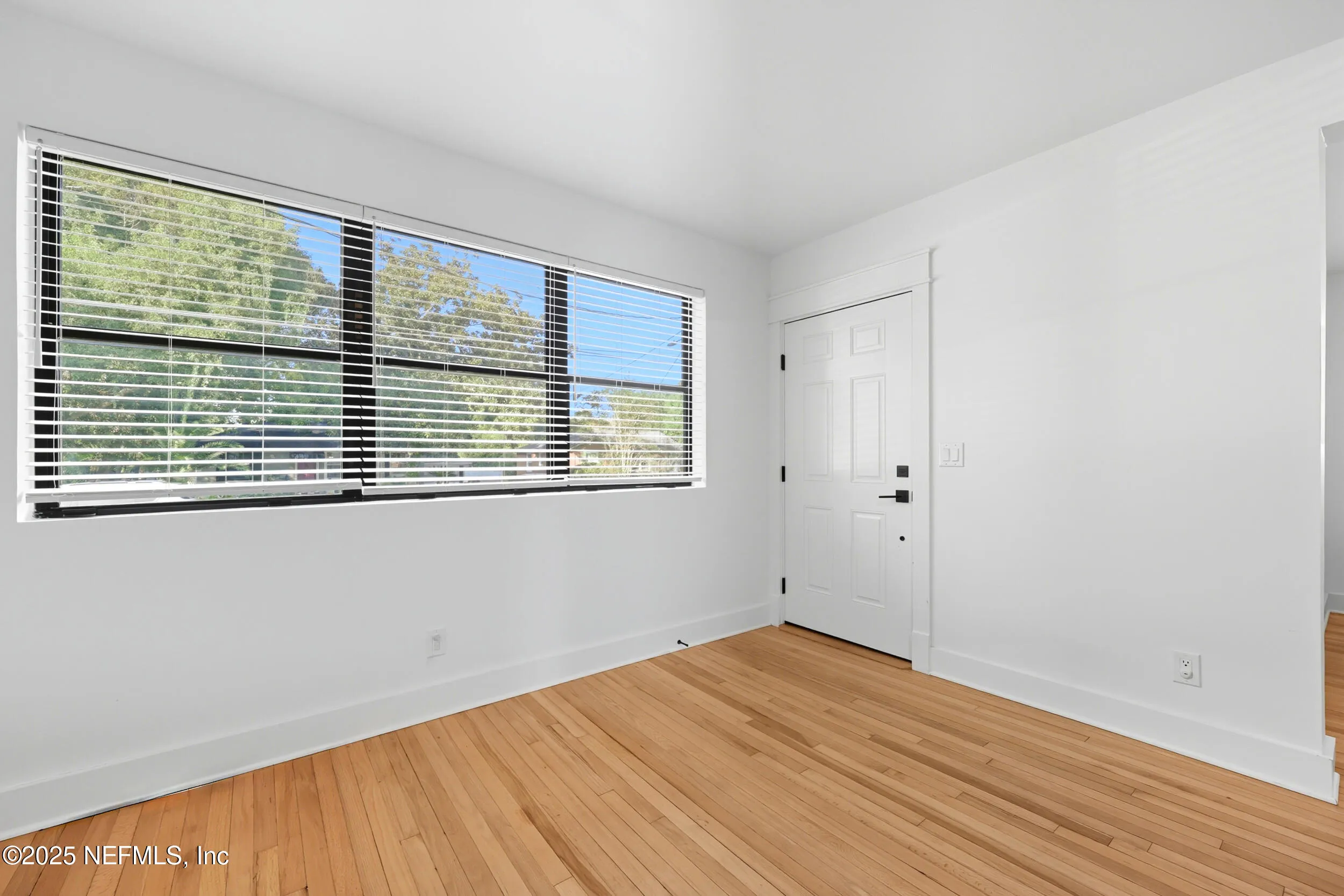 Jacksonville, Florida 32207, United States, 3 Bedrooms Bedrooms, ,1 BathroomBathrooms,Residential,Active,221930