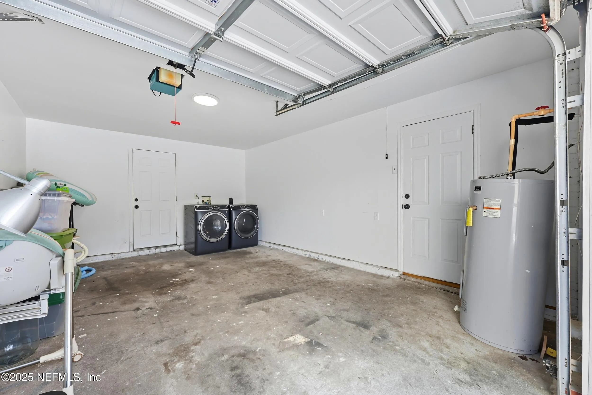 Jacksonville, Florida 32207, United States, 3 Bedrooms Bedrooms, ,1 BathroomBathrooms,Residential,Active,221930