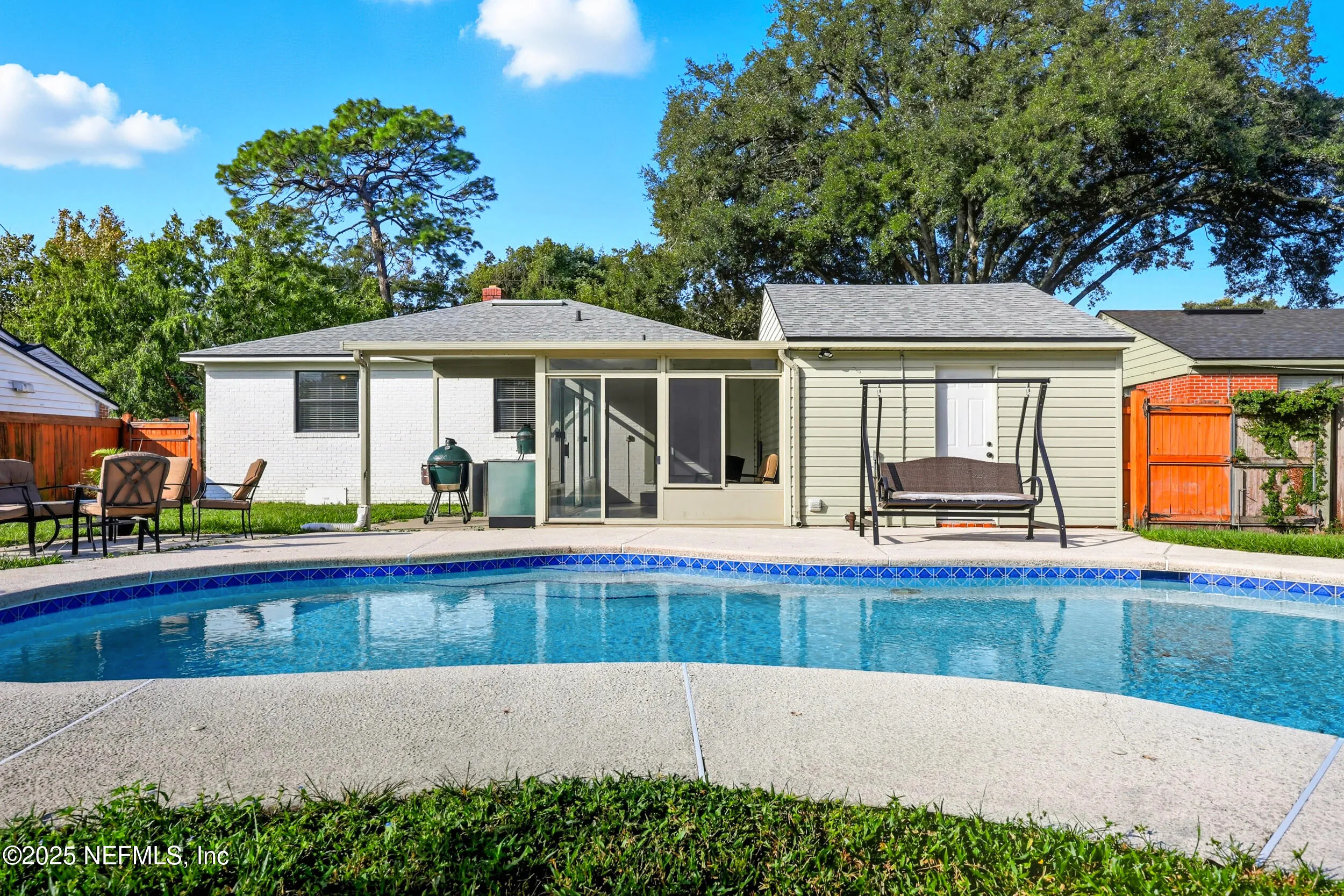 Jacksonville, Florida 32207, United States, 3 Bedrooms Bedrooms, ,1 BathroomBathrooms,Residential,Active,221930