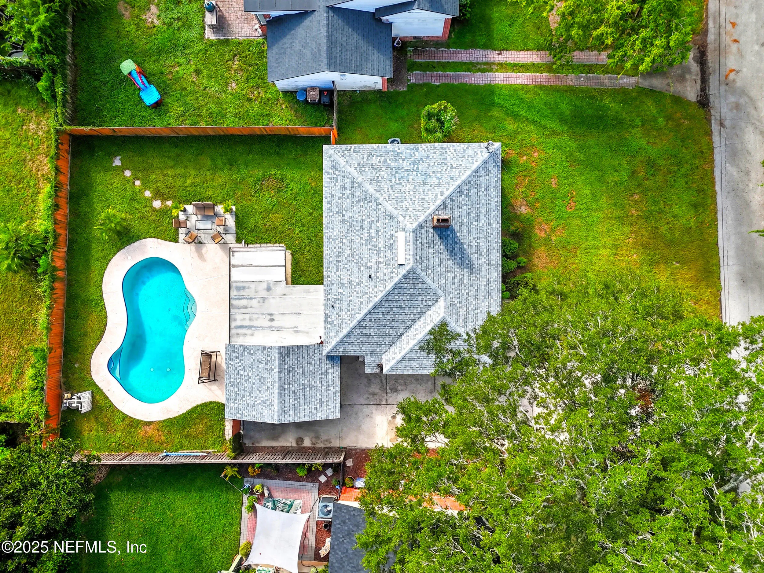 Jacksonville, Florida 32207, United States, 3 Bedrooms Bedrooms, ,1 BathroomBathrooms,Residential,Active,221930