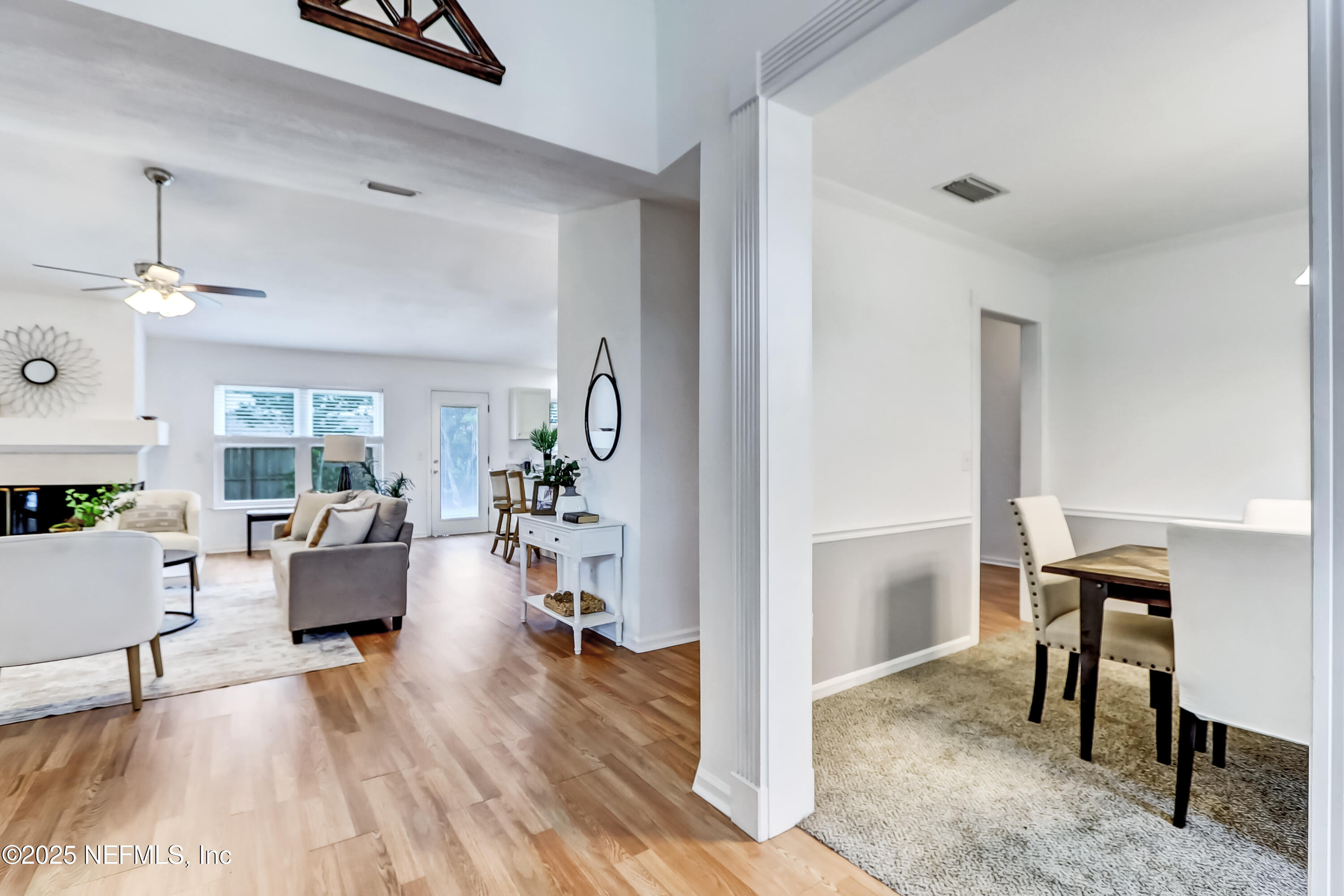 1803 OAKBREEZE Court