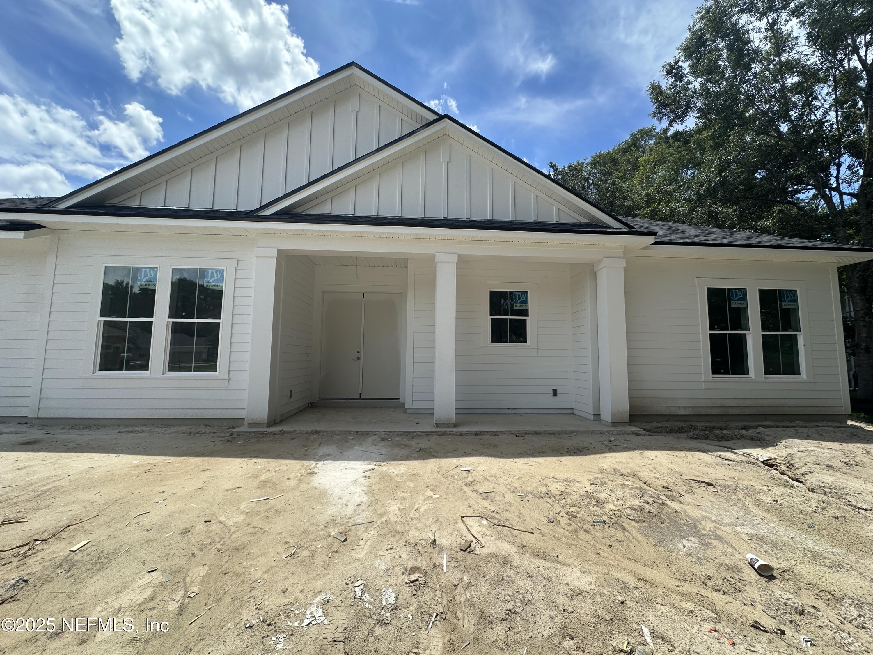 809 BRANDYWINE Court