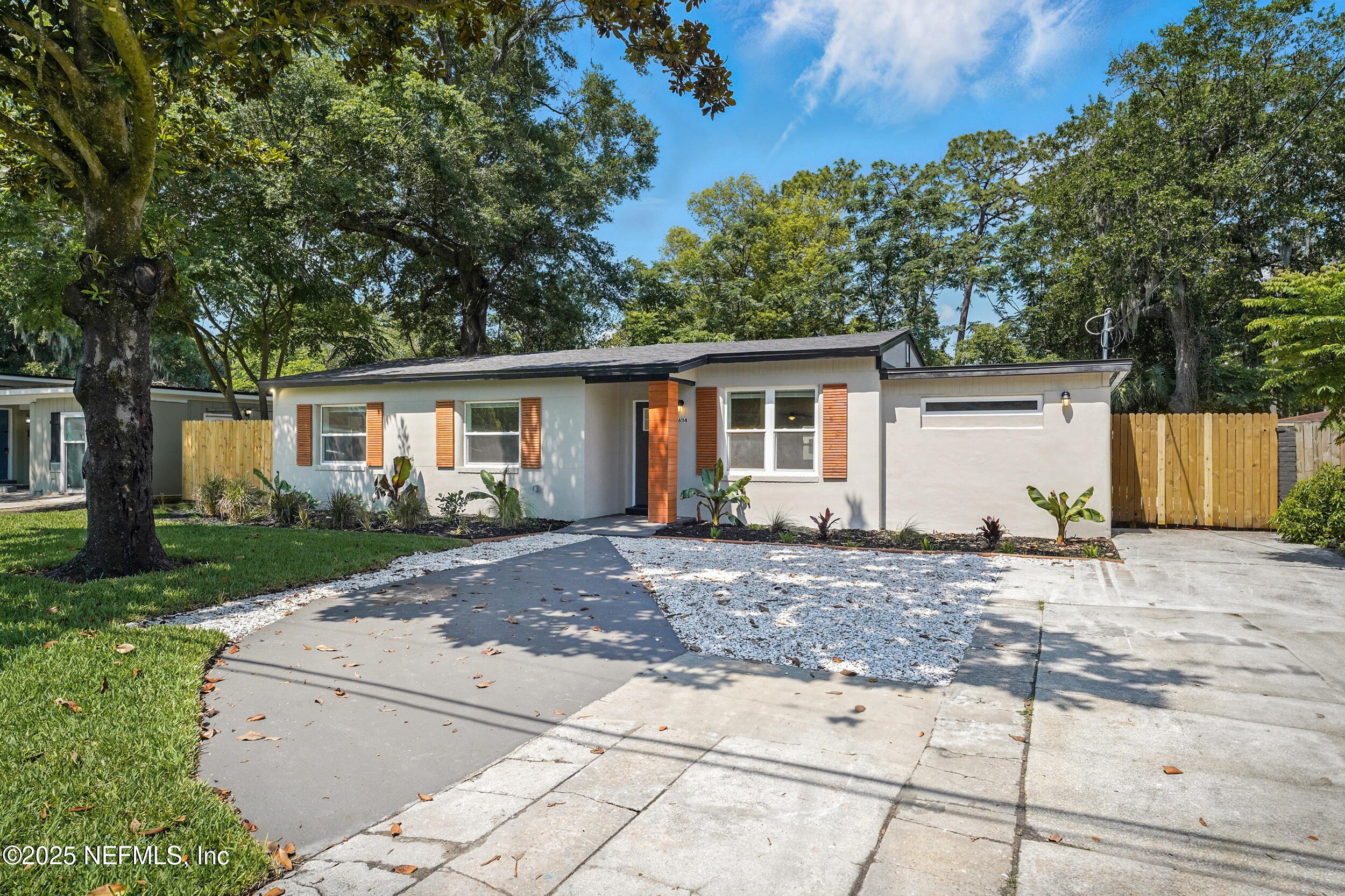 6114 SUWANEE Road
