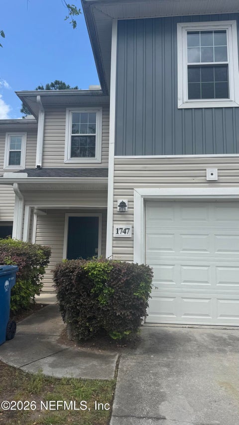 Photo of 1747 BISCAYNE BAY Circle, Jacksonville, FL 32218 (MLS # 2164343)
