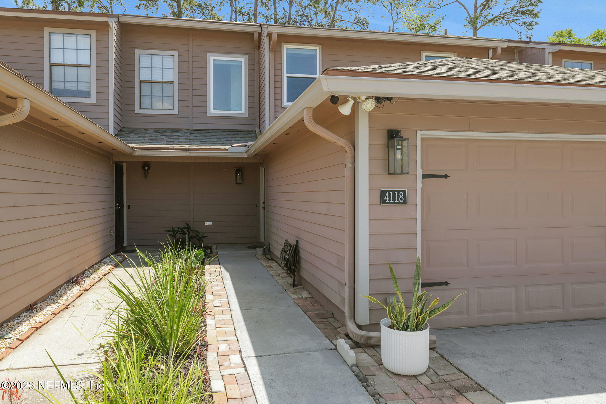 4118 HIDDEN BRANCH Drive N