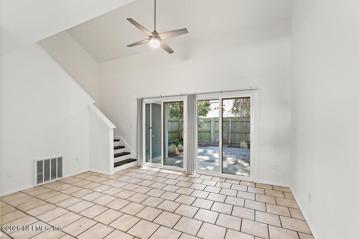 1210 WONDERWOOD Drive