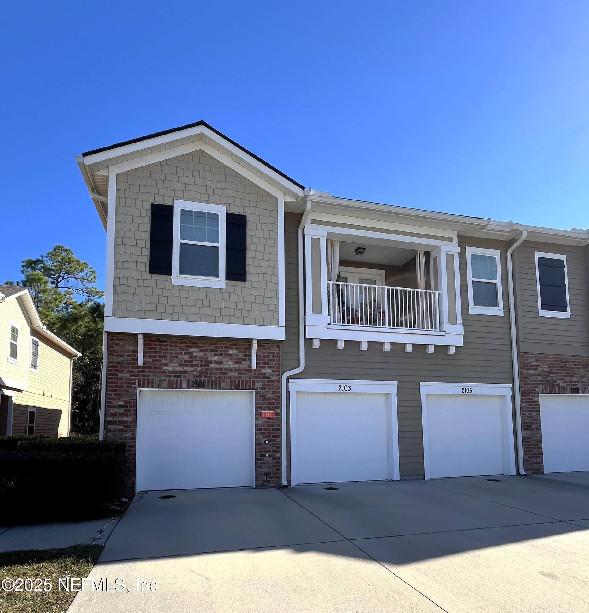 2103 GOLDEN LAKE Loop 2103