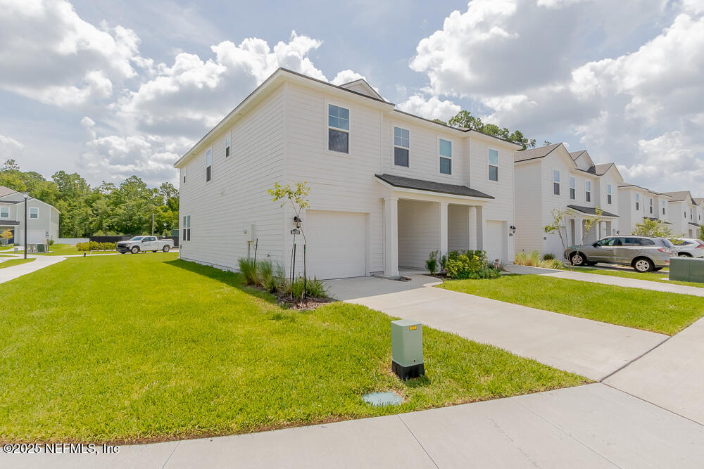 14438 MACADAMIA Lane