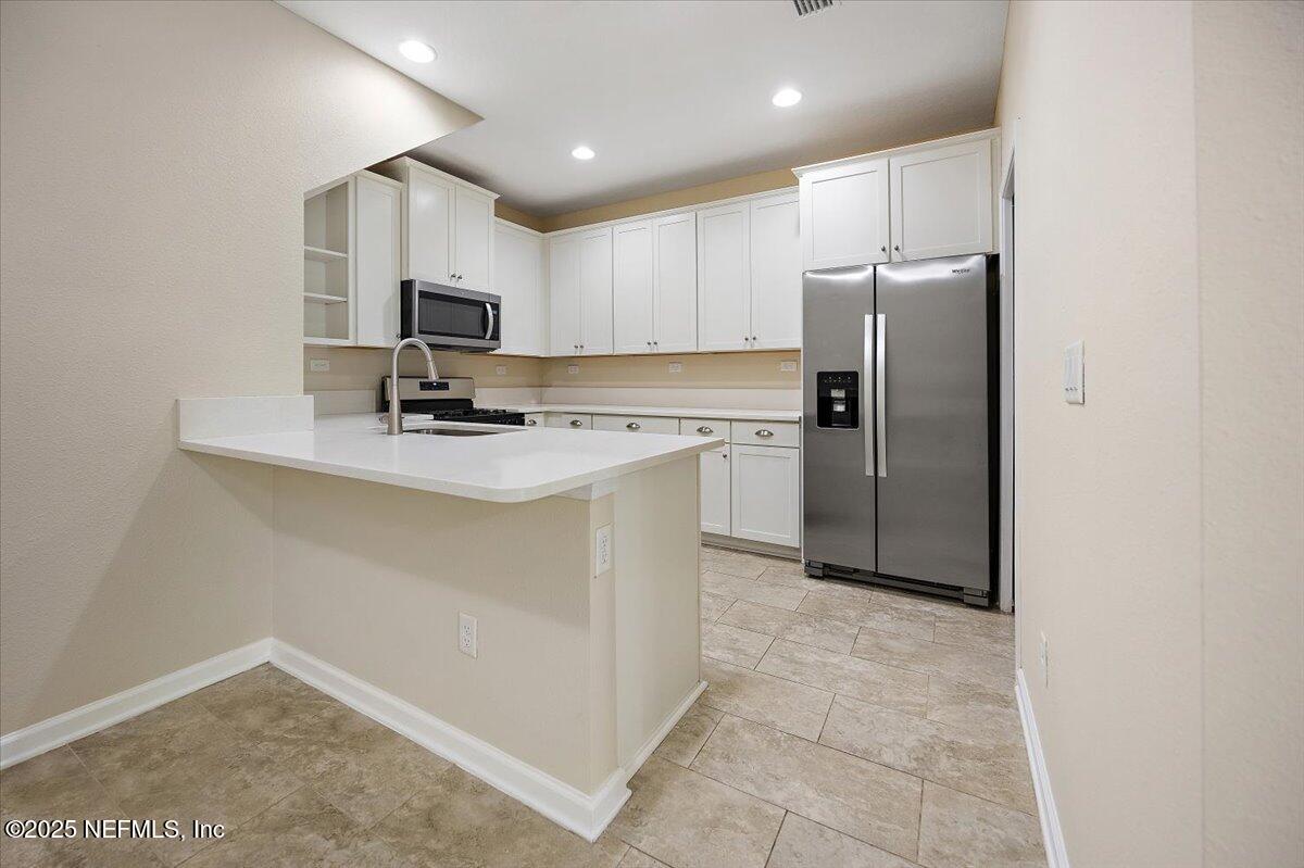 165 LEEWARD ISLAND Drive