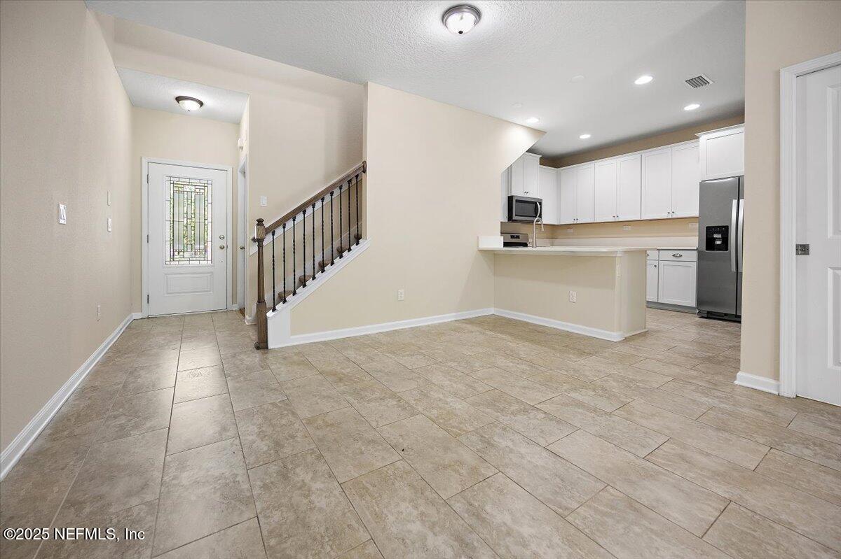 165 LEEWARD ISLAND Drive