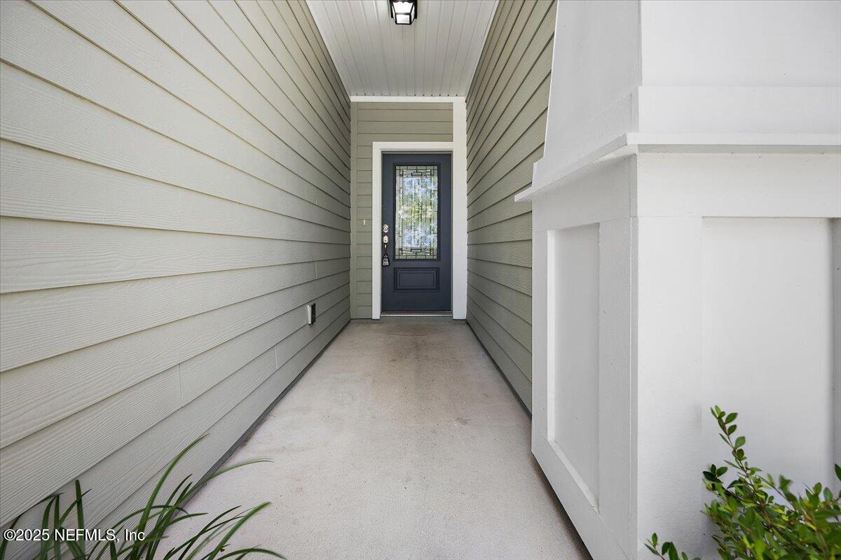 165 LEEWARD ISLAND Drive