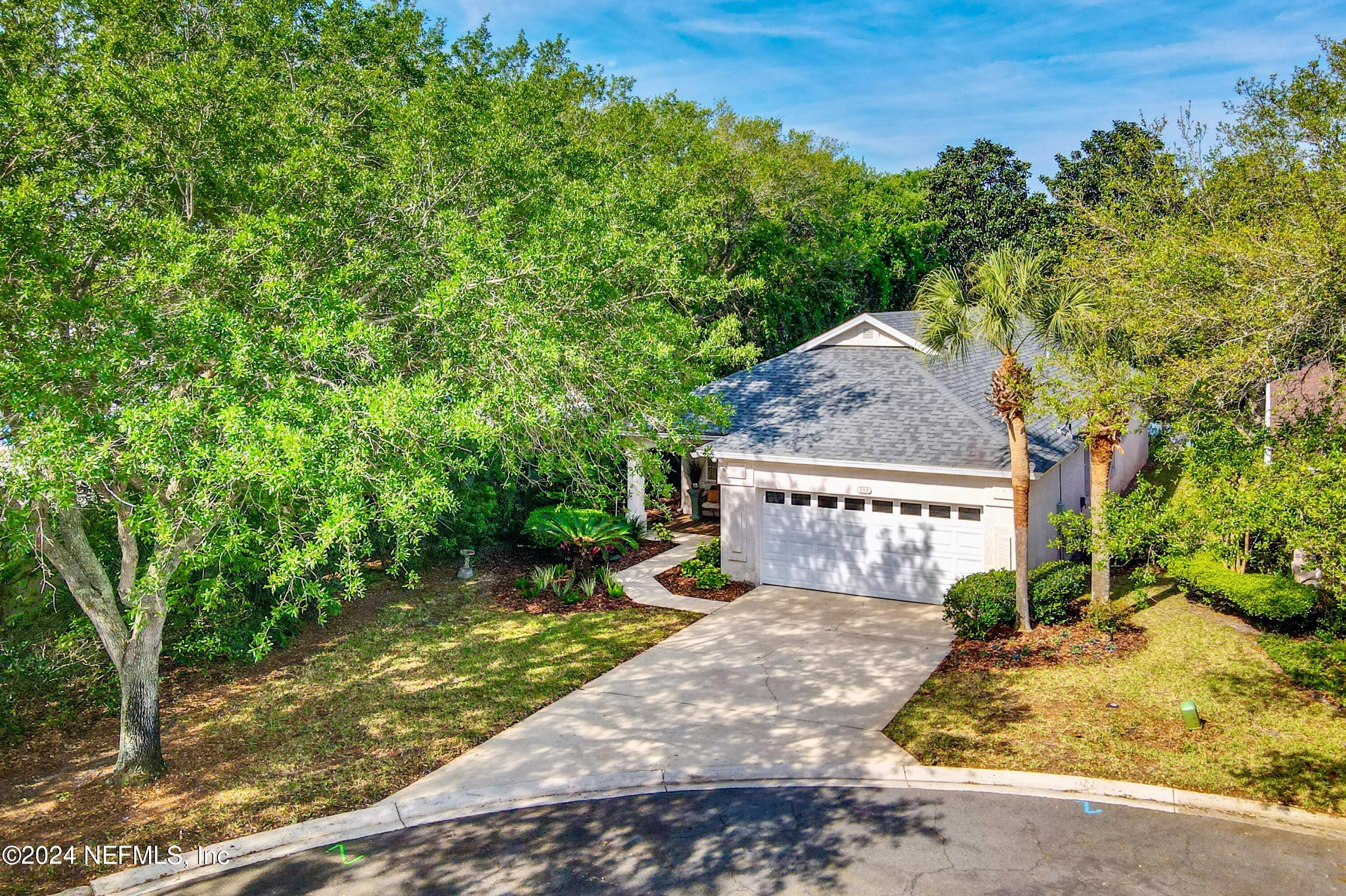 St Augustine, FL home for sale located at 113 Lions Gate Drive, St Augustine, FL 32080