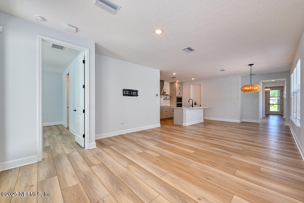 10009 INVENTION Lane