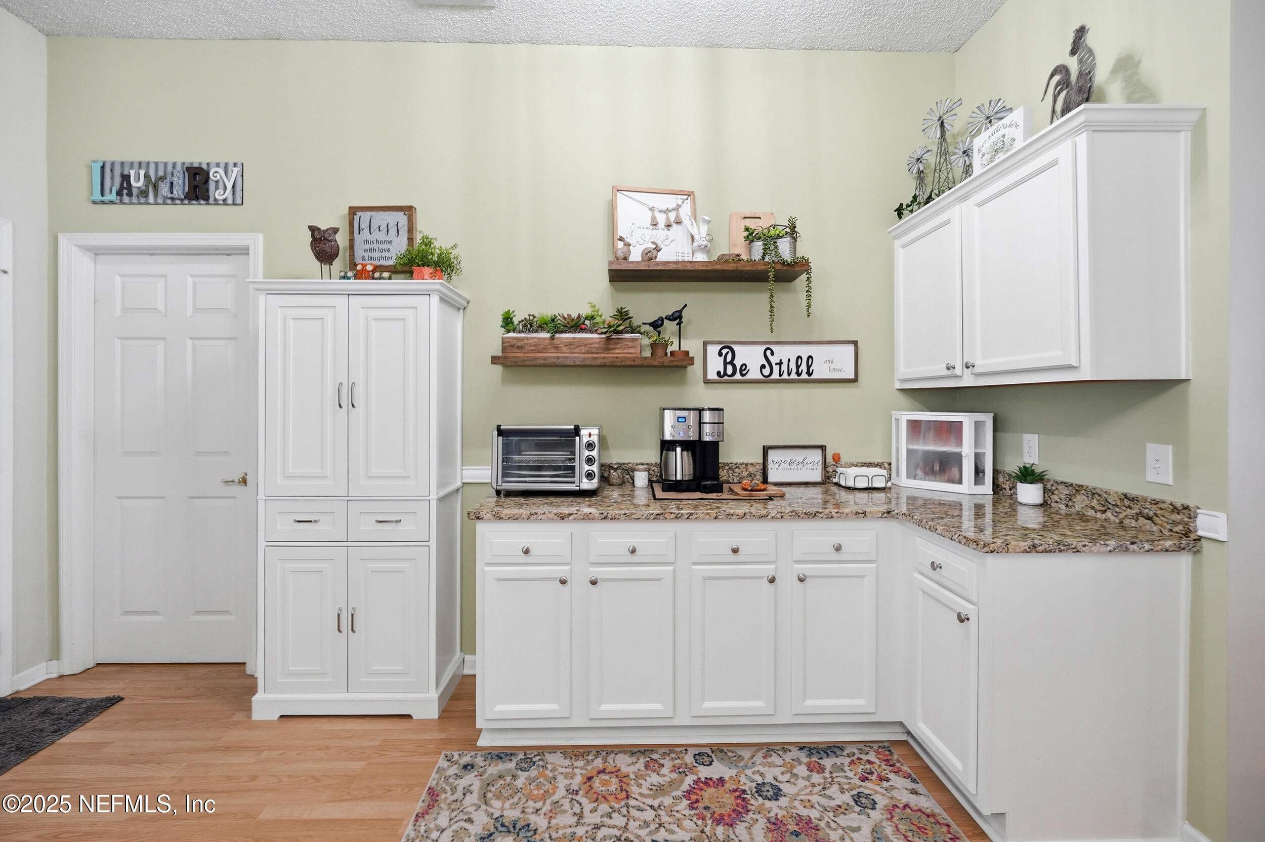 1077 SEATTLE SLEW Lane