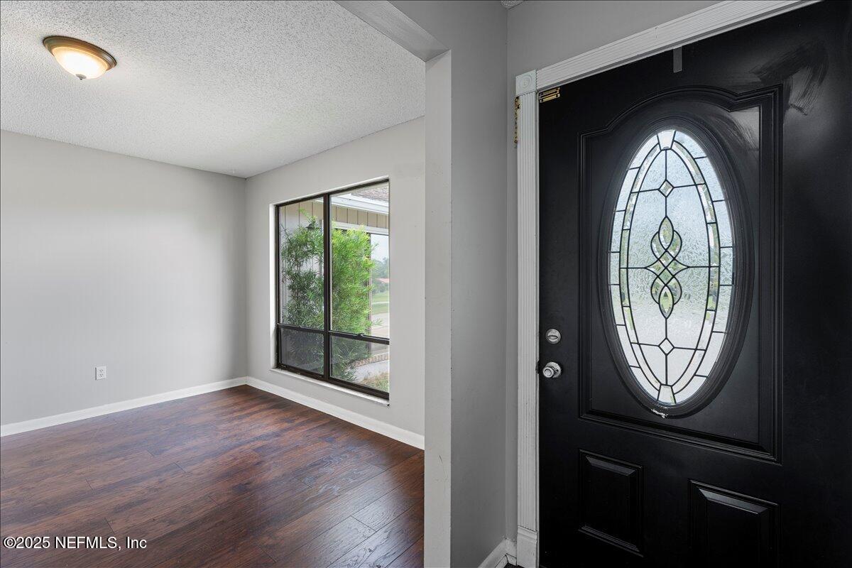 5289 RAINEY Avenue N