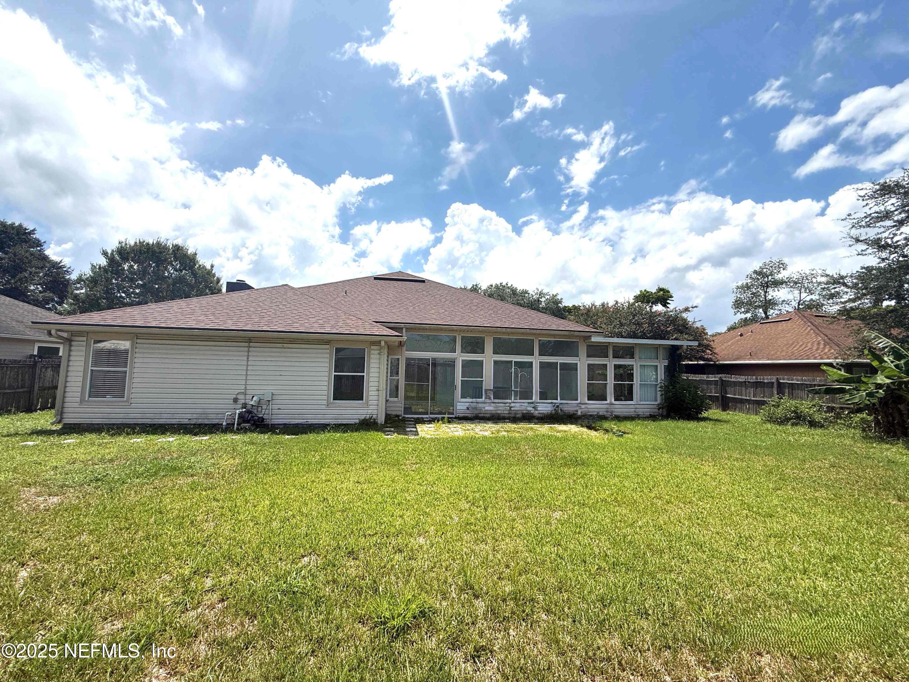 2133 WATERFOOT Lane