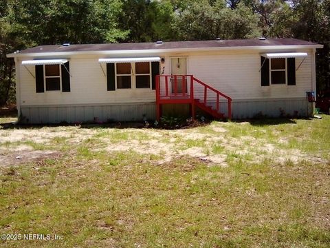 A home in Interlachen