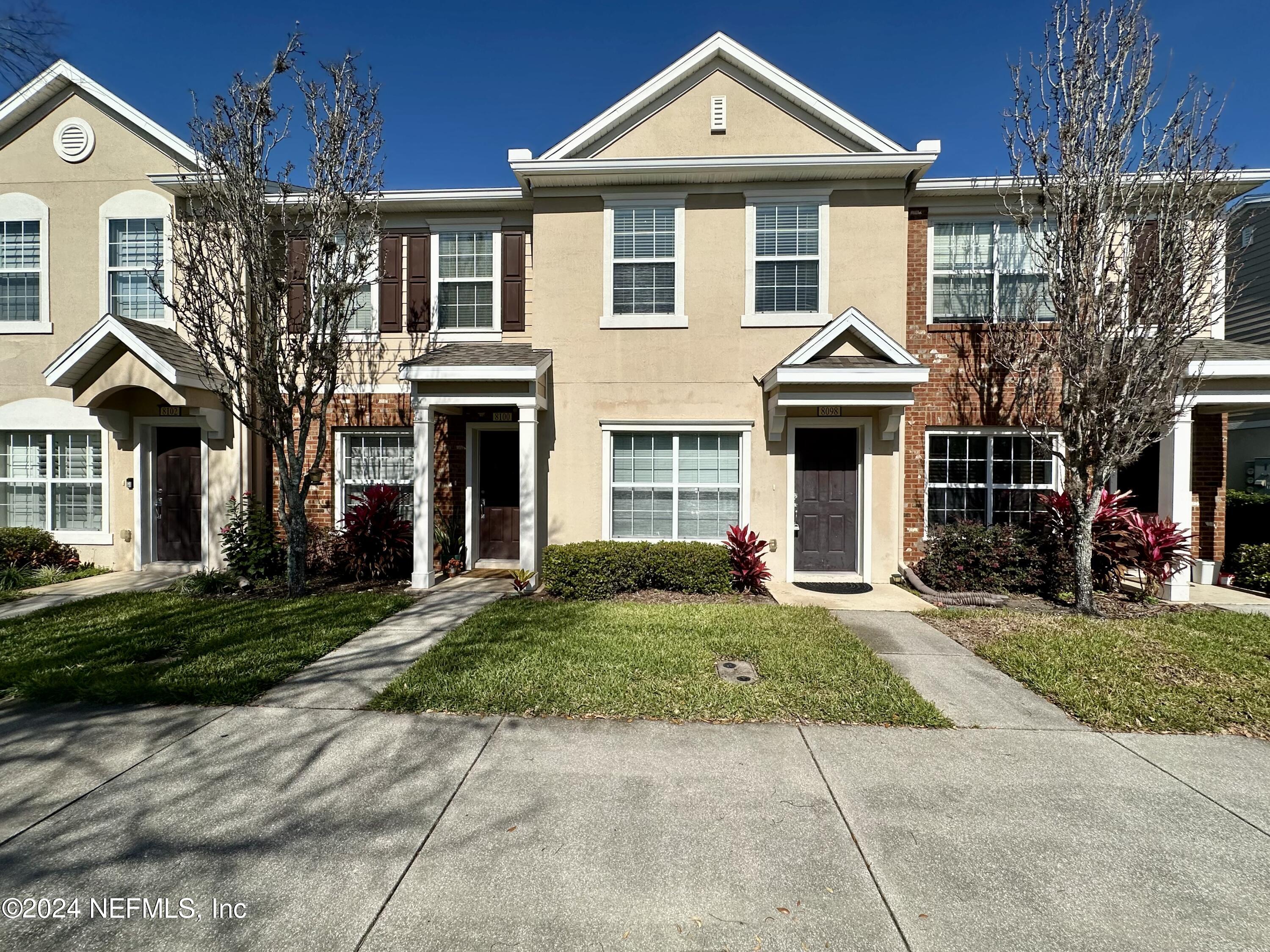 Jacksonville, FL home for sale located at 8098 Summer Palm Court, Jacksonville, FL 32256