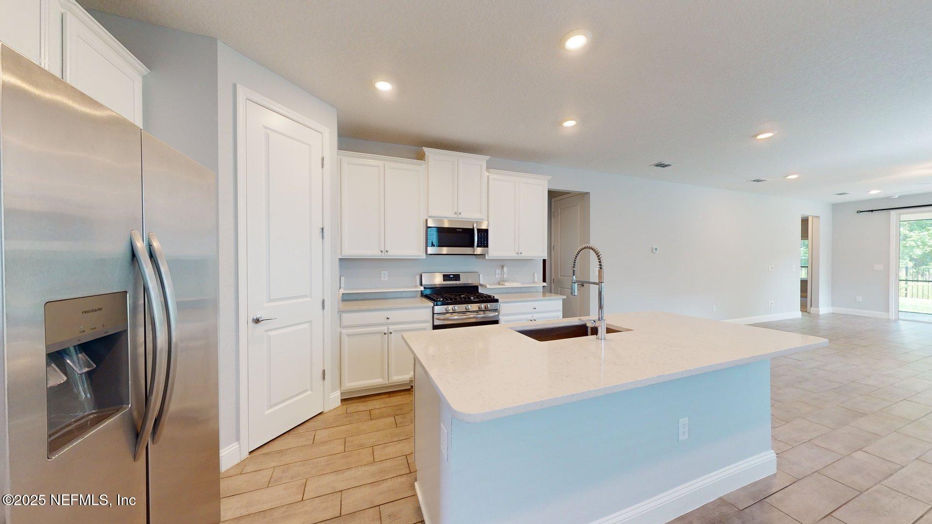 177 KILLARNEY Avenue