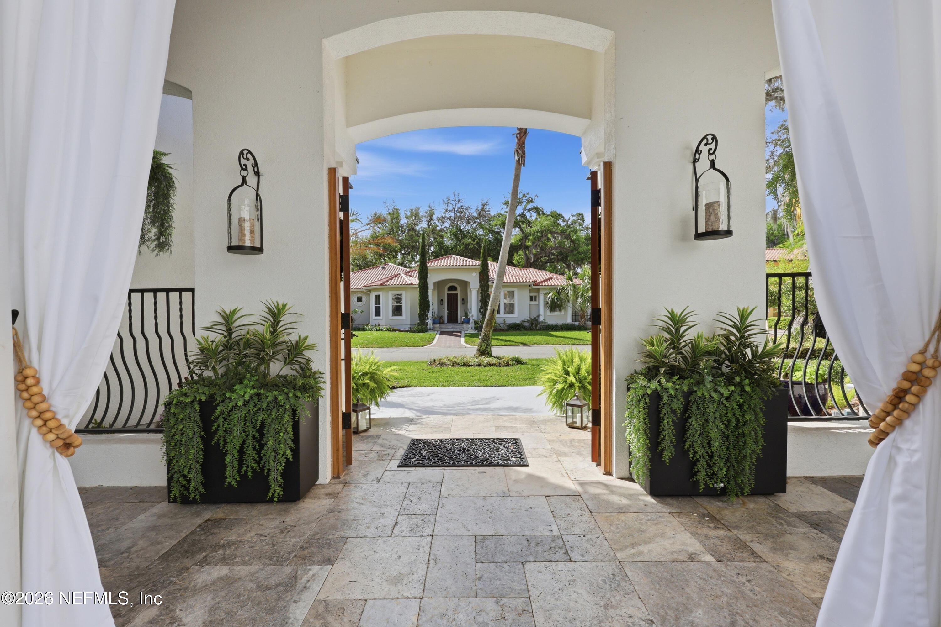 2827 CASA DEL RIO Terrace