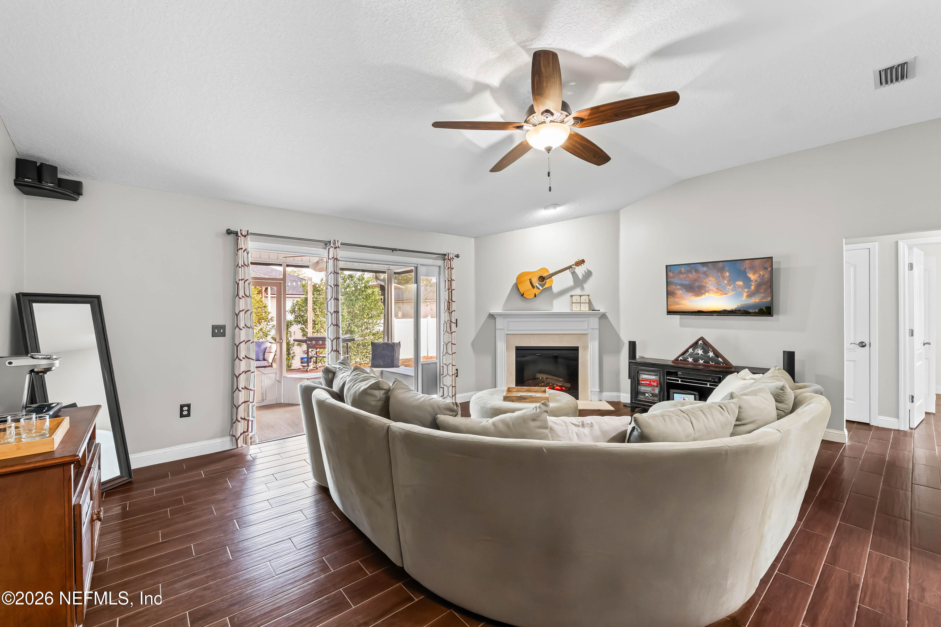 637 MARLA CREEK Court