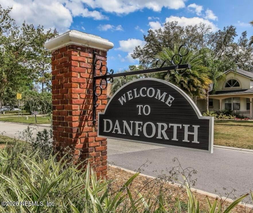 13824 DANFORTH Drive S