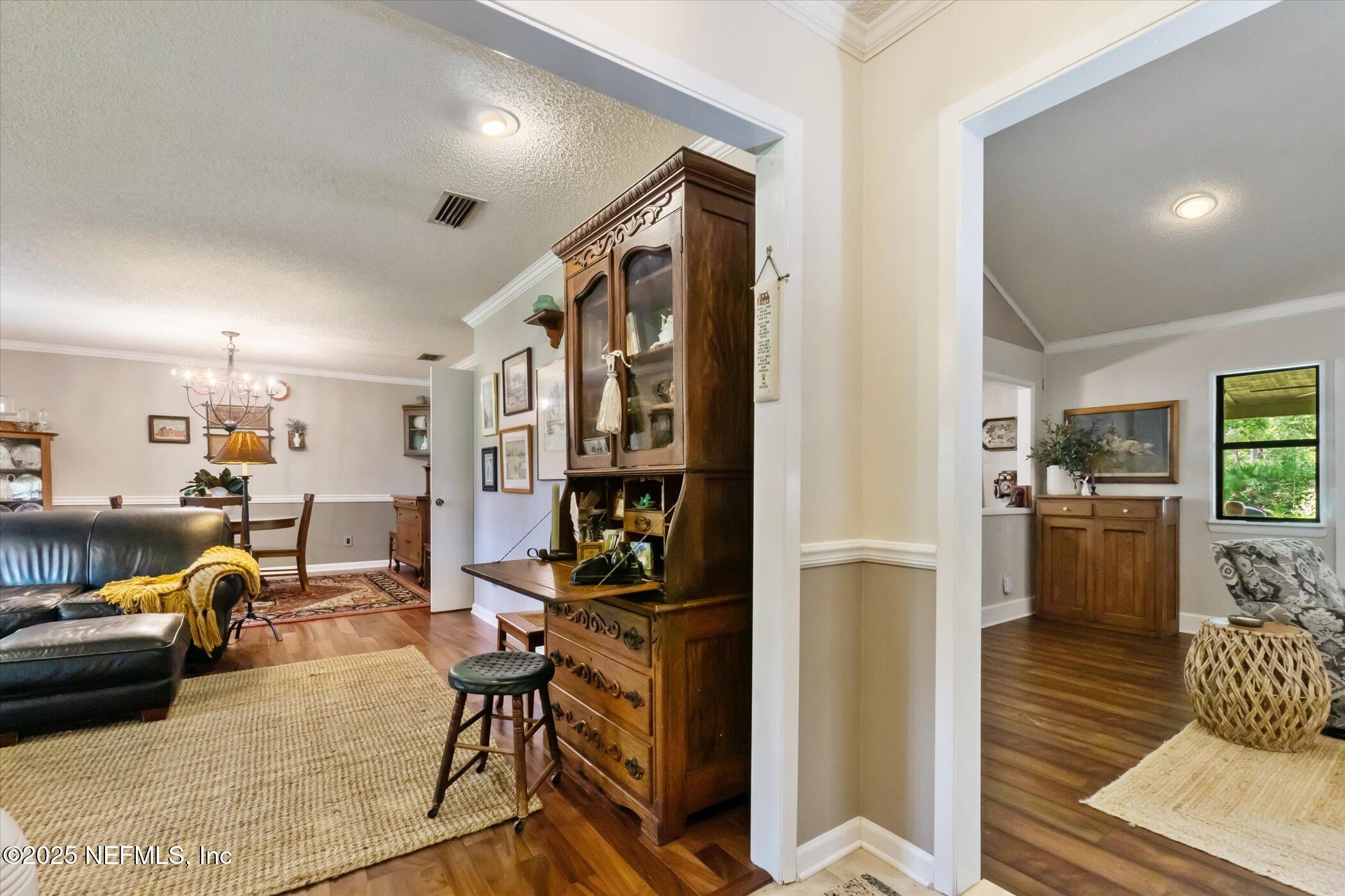 17252 HOLMES MILL Avenue