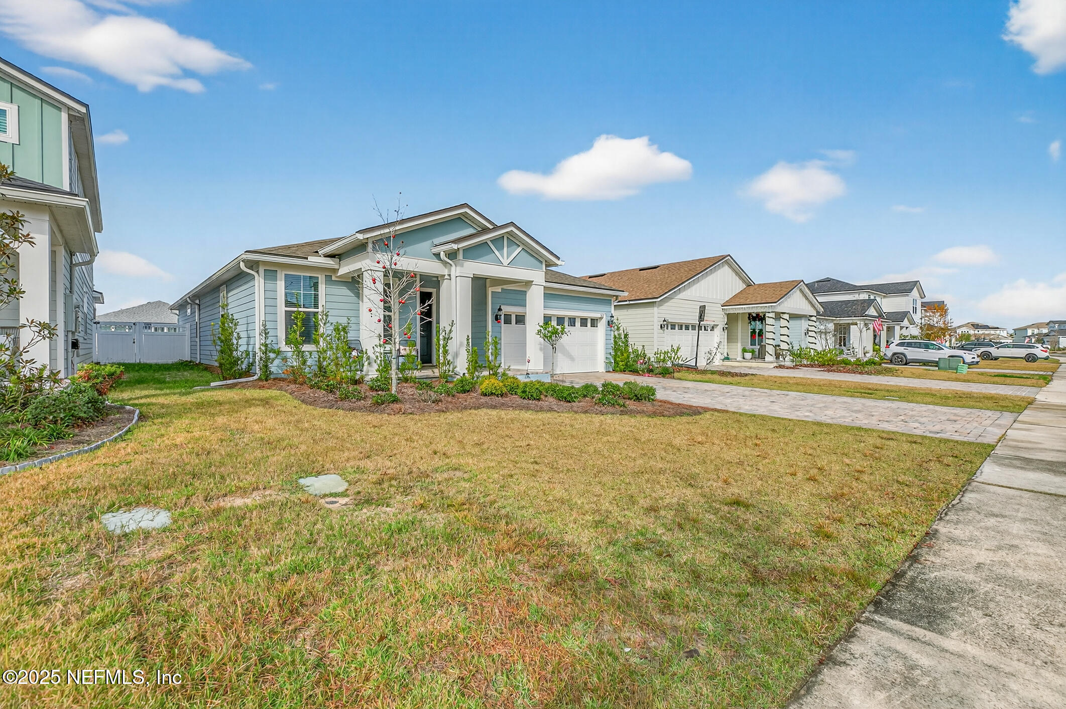 357 MUHLY GRASS Street