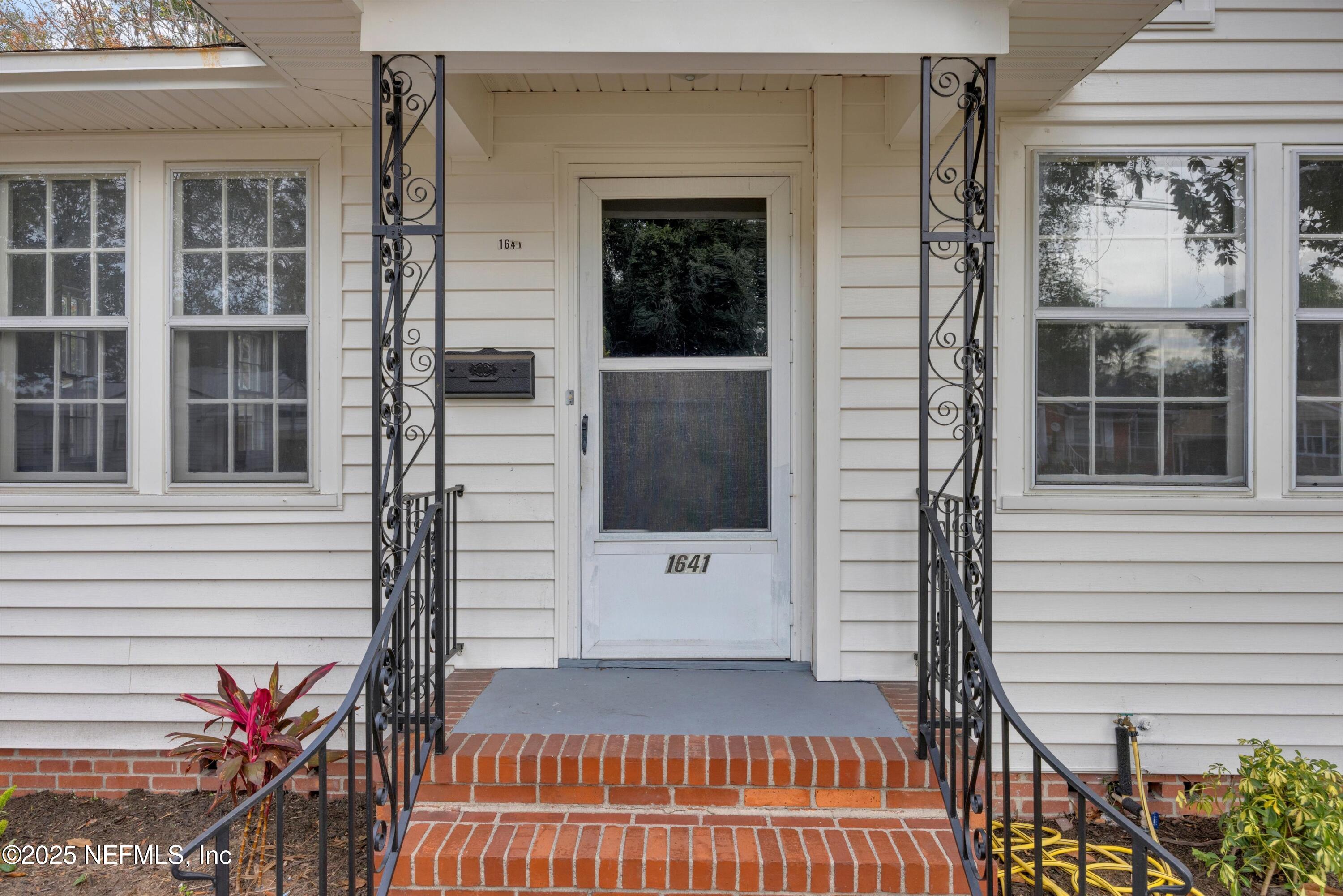 1641 CHARON Road