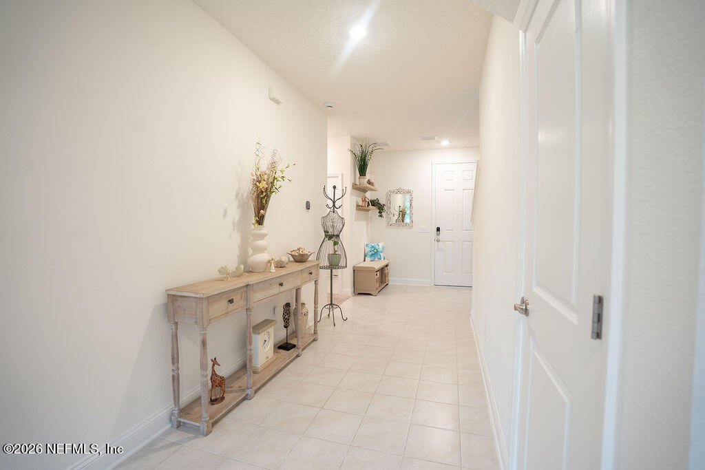 253 BOULDER Lane