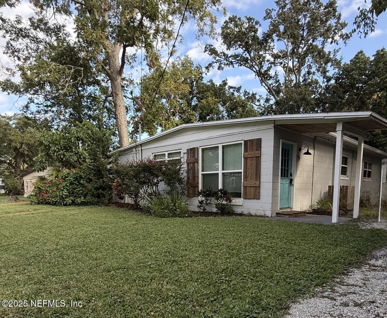 243 RAVENSWOOD Drive