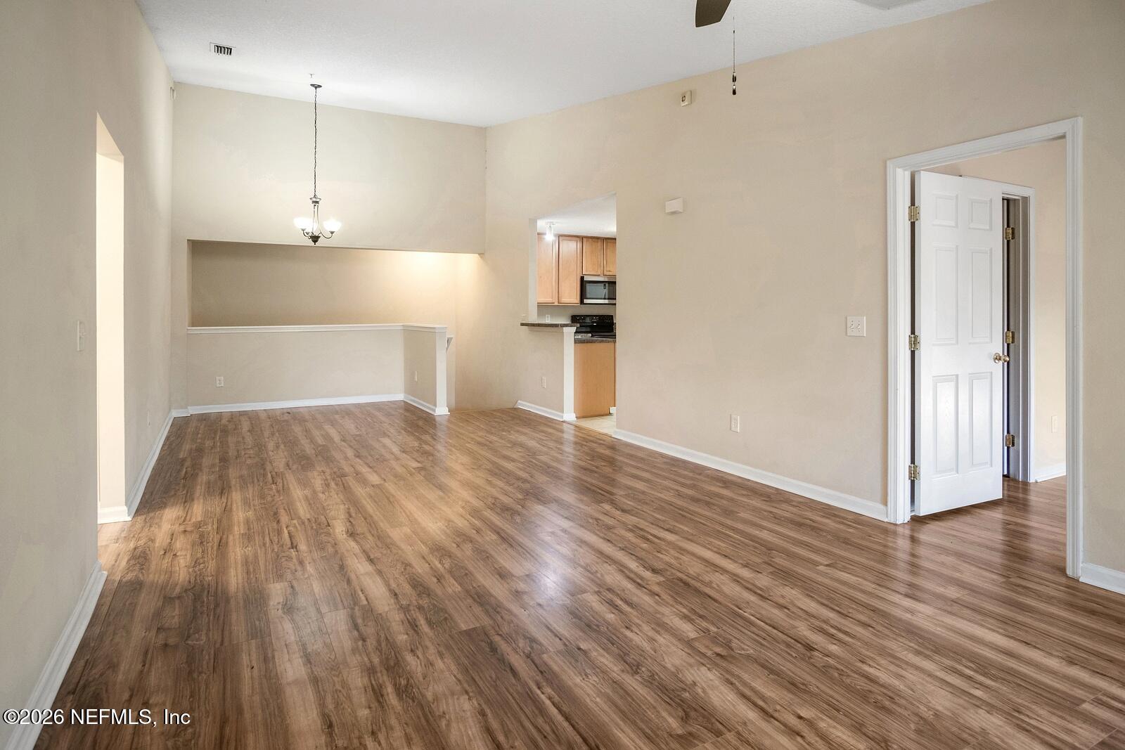 7047 DEER LODGE Circle 106