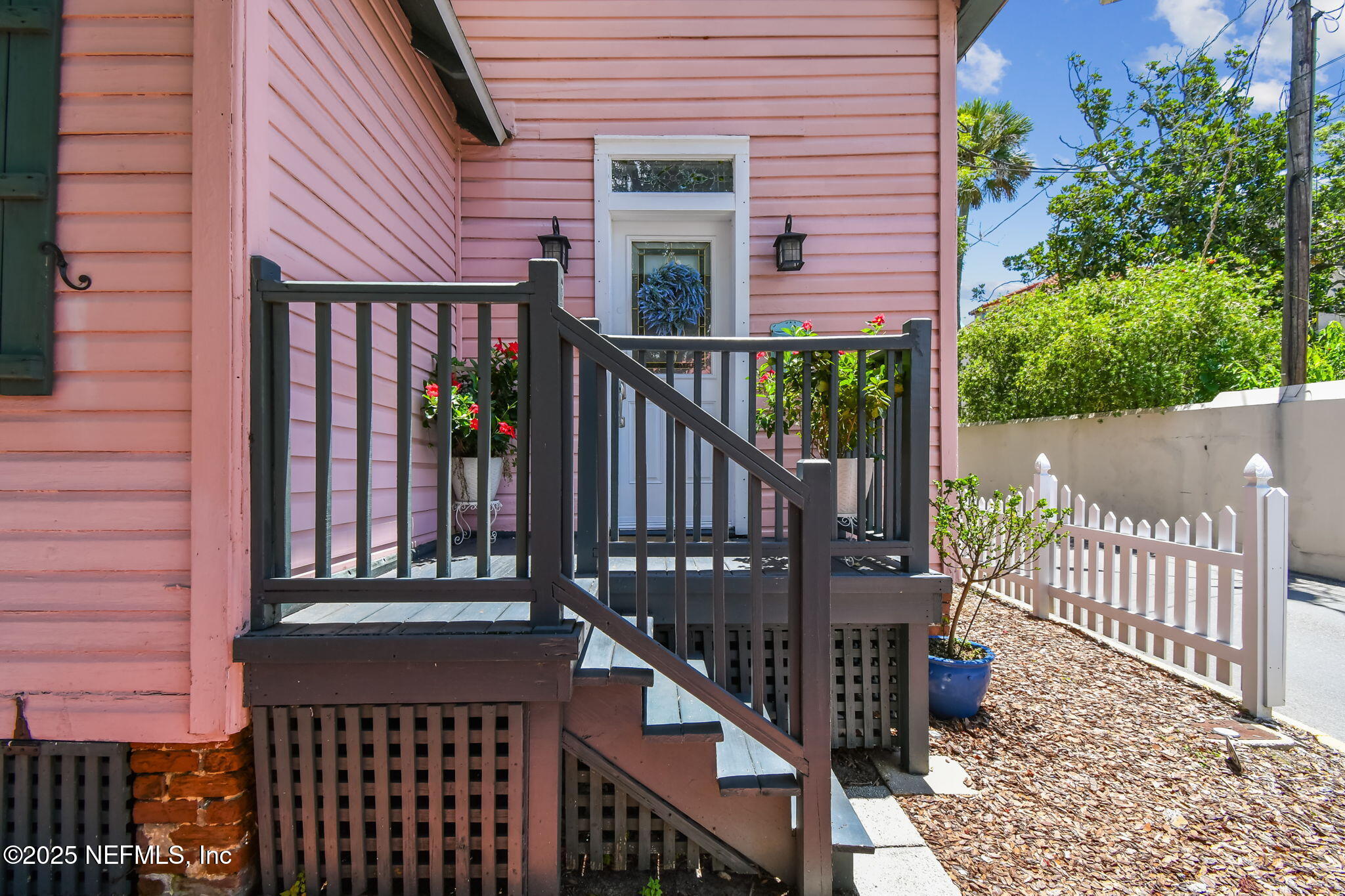 46 ST. FRANCIS Street