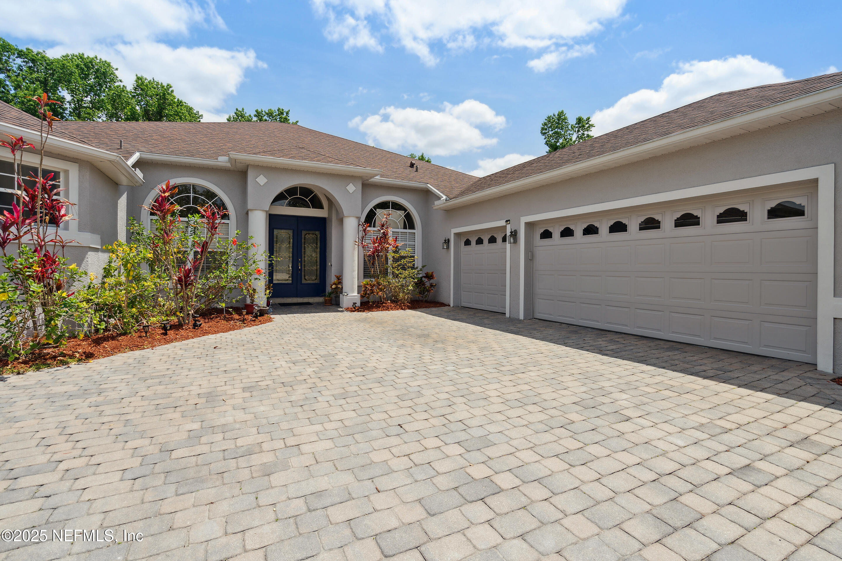 1542 WESCOTT Loop