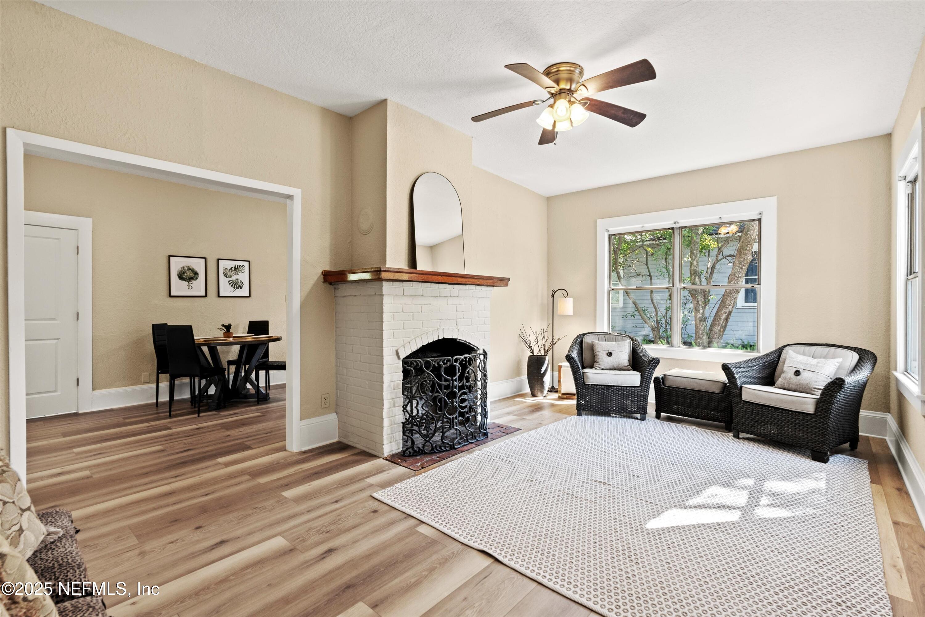 2025 SOUTHAMPTON Road