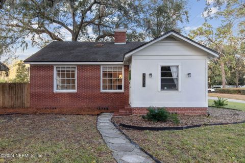 A home in Jacksonville