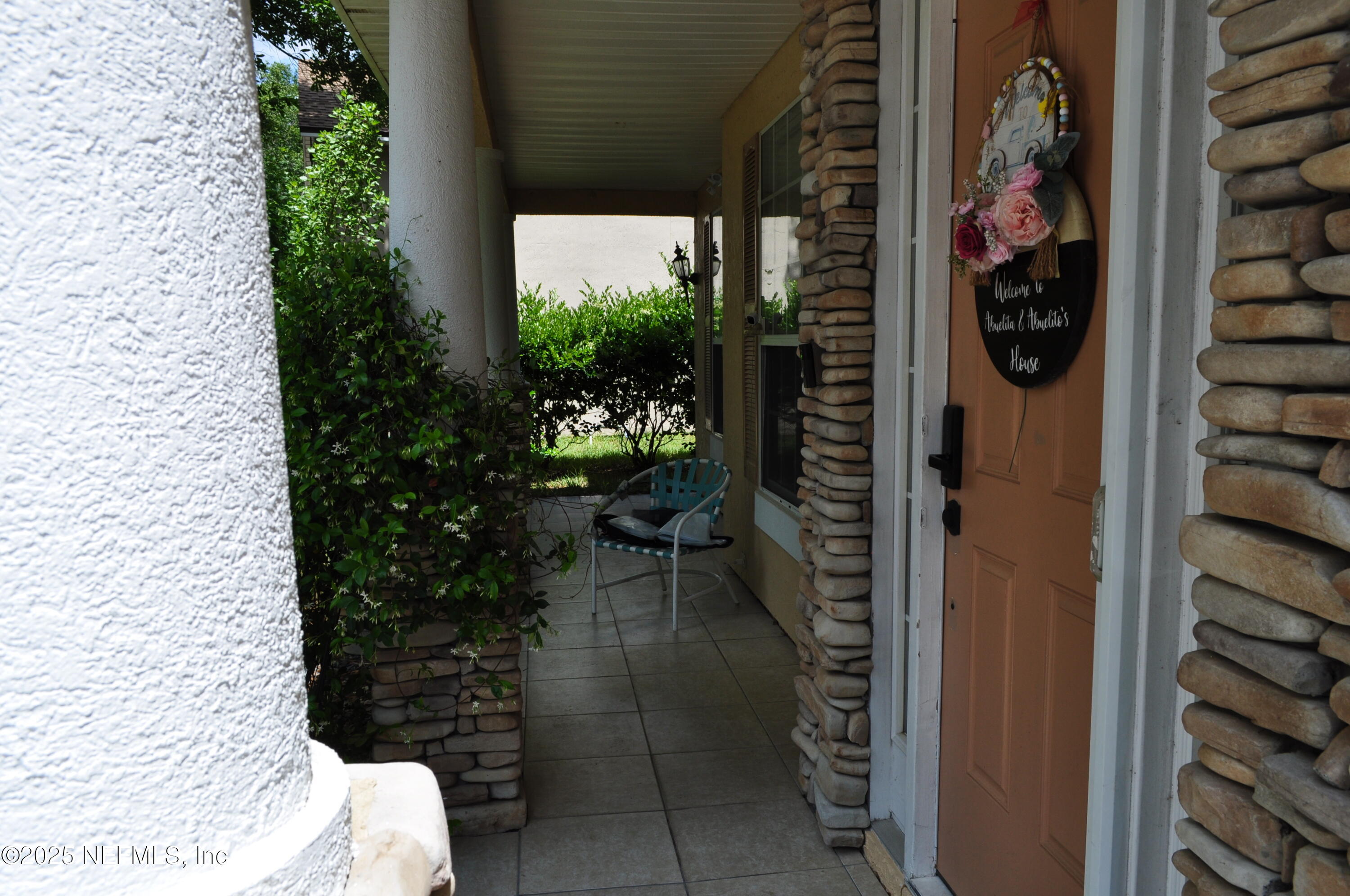 687 WAKEVIEW Drive